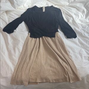 Elegant Black and Tan Long Sleeve Dress